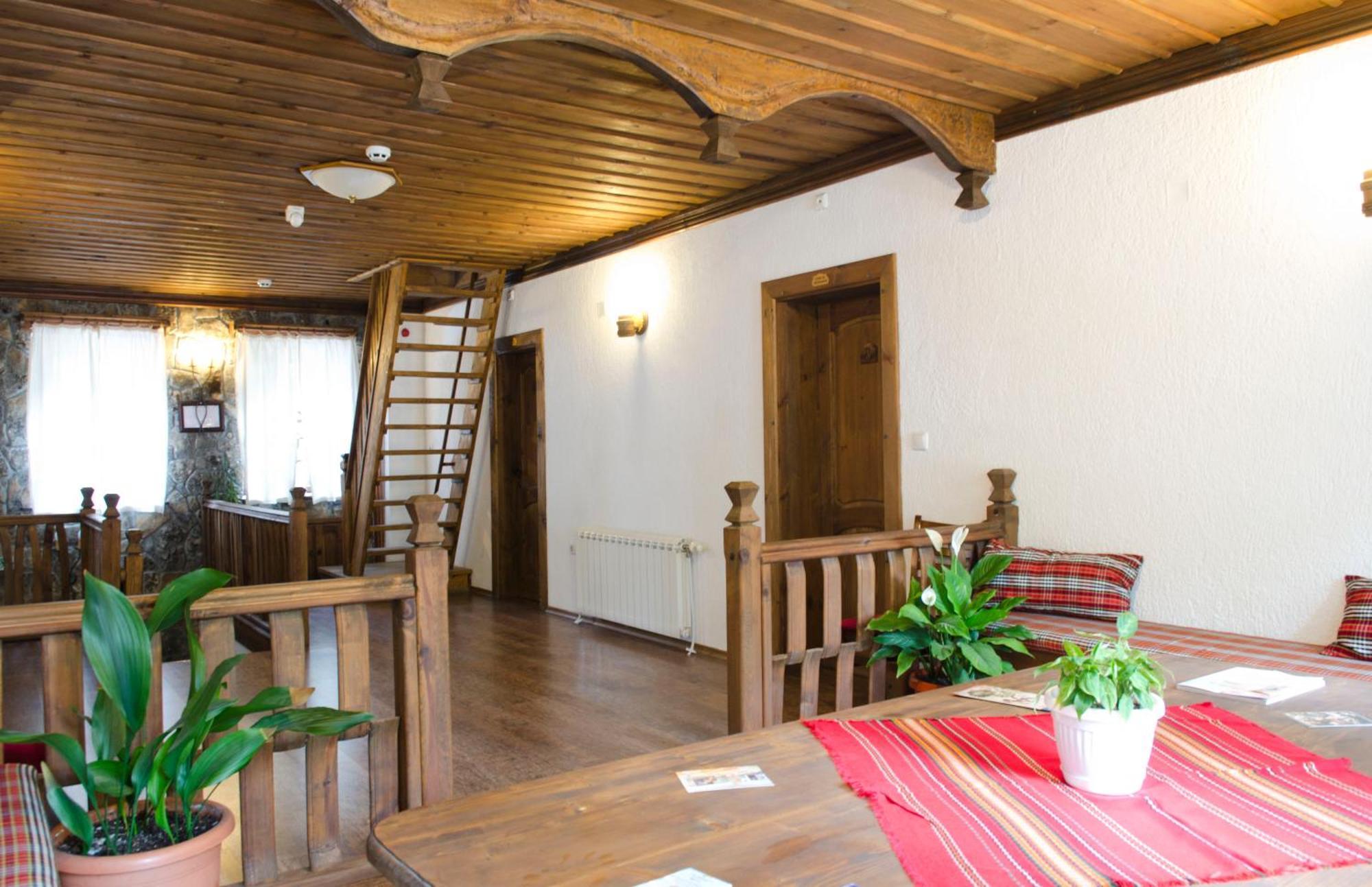Hotel Petko Takov'S House Smoljan Exterior foto