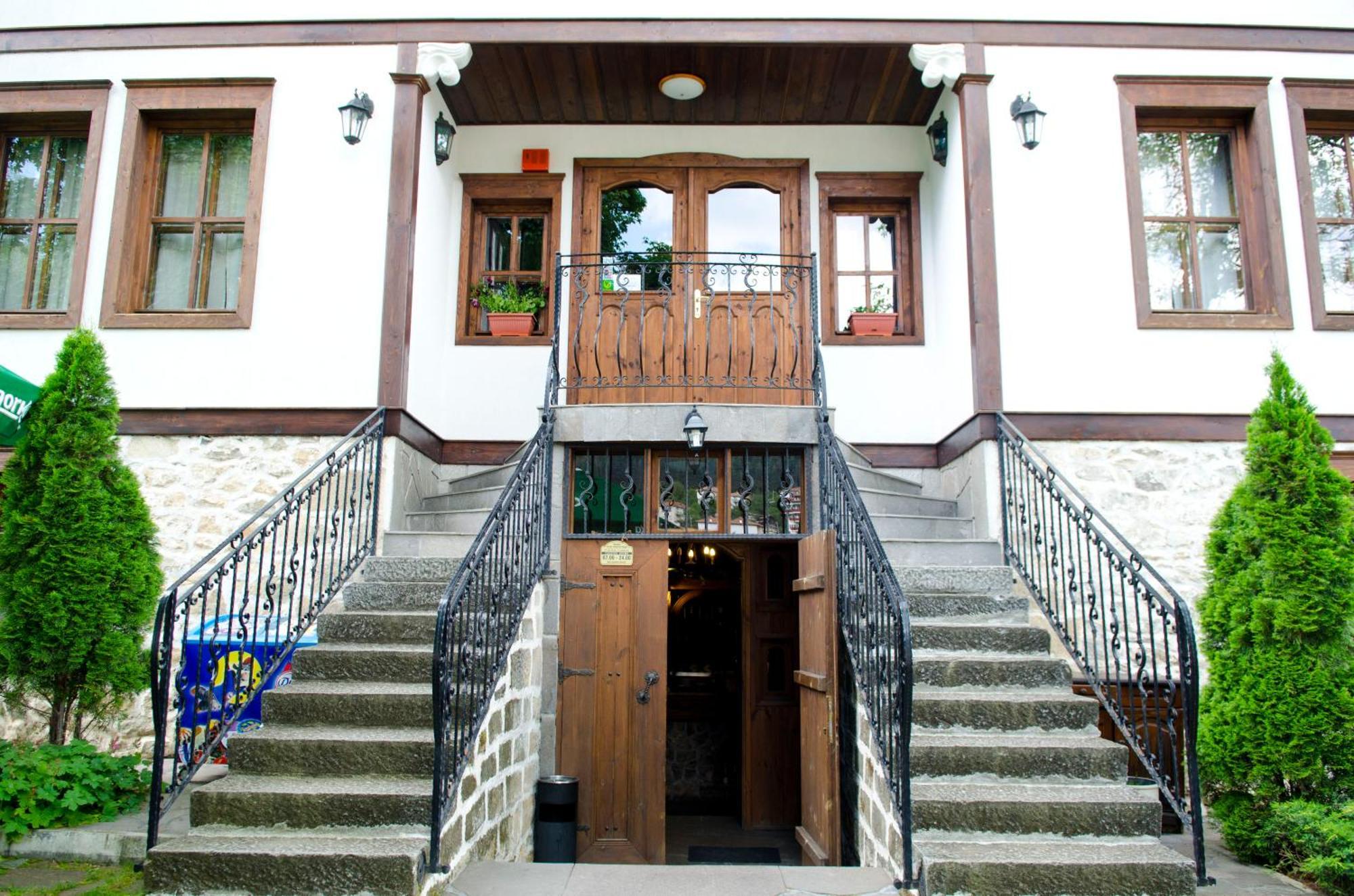 Hotel Petko Takov'S House Smoljan Exterior foto